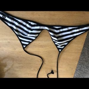Lululemon bikini top